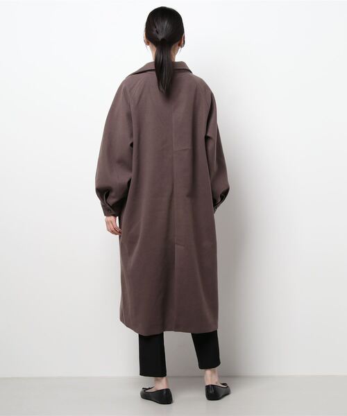 DouDou(ドゥドゥ)の「【WEB限定】ラグランスリーブ袖ボリュームコート(チェスターコート・レディース・ブラック/アイボリー/モカ・FREE)」の15枚目の写真