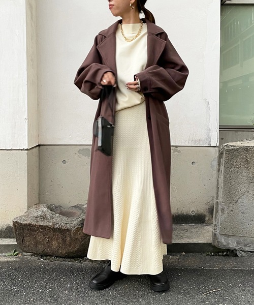 DouDou(ドゥドゥ)の「【WEB限定】ラグランスリーブ袖ボリュームコート(チェスターコート・レディース・ブラック/アイボリー/モカ・FREE)」の8枚目の写真