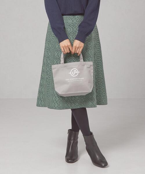 closet story（クローゼットストーリー）の「＜closet story＞ロゴ トートバッグ S2（トートバッグ・レディース・ライトグレー/ブラック/ネイビー・FREE）」の10枚目の写真