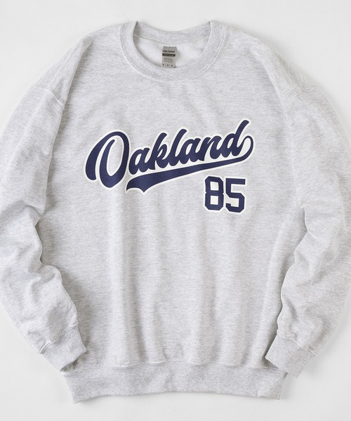 make a ray!（メイク ア レイ！）の「カレッジロゴ クルーネック オーバーサイズ スウェット/トレーナー（スウェット・メンズ・ネイビー/グレー/グリーン/グレー系その他/グレー系その他2/ブラック/グレー系その他3/グリーン系その他/グレー系その他4・M/L/XL）」の7枚目の写真