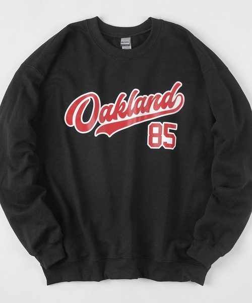 make a ray!（メイク ア レイ！）の「カレッジロゴ クルーネック オーバーサイズ スウェット/トレーナー（スウェット・メンズ・ネイビー/グレー/グリーン/グレー系その他/グレー系その他2/ブラック/グレー系その他3/グリーン系その他/グレー系その他4・M/L/XL）」の2枚目の写真