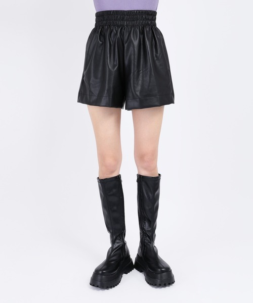 PHILLY（フィリー）の「フェイクレザーショートパンツ（その他パンツ・レディース・ブラック/ブラウン/アイボリー・FREE）」の7枚目の写真