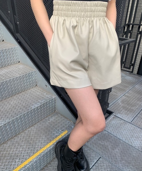 PHILLY（フィリー）の「フェイクレザーショートパンツ（その他パンツ・レディース・ブラック/ブラウン/アイボリー・FREE）」の16枚目の写真