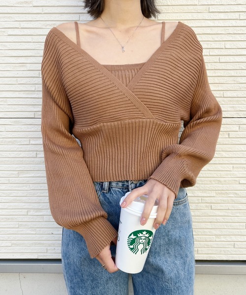 CLEA（クレア）の「キャミレイヤードデザインニット（ニット/セーター・レディース・ブラウン/アイボリー/ブラック・FREE）」の3枚目の写真