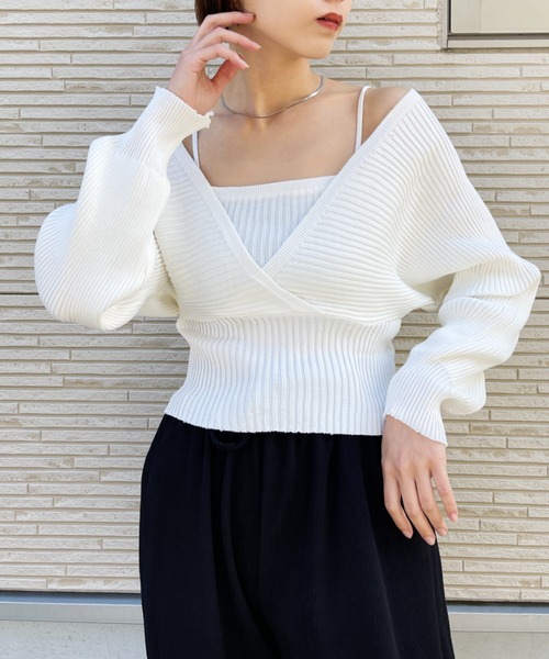 CLEA（クレア）の「キャミレイヤードデザインニット（ニット/セーター・レディース・ブラウン/アイボリー/ブラック・FREE）」の11枚目の写真