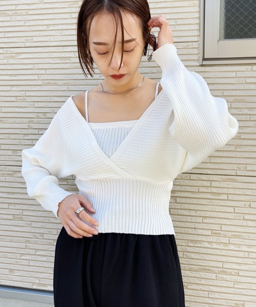 CLEA（クレア）の「キャミレイヤードデザインニット（ニット/セーター・レディース・ブラウン/アイボリー/ブラック・FREE）」の4枚目の写真