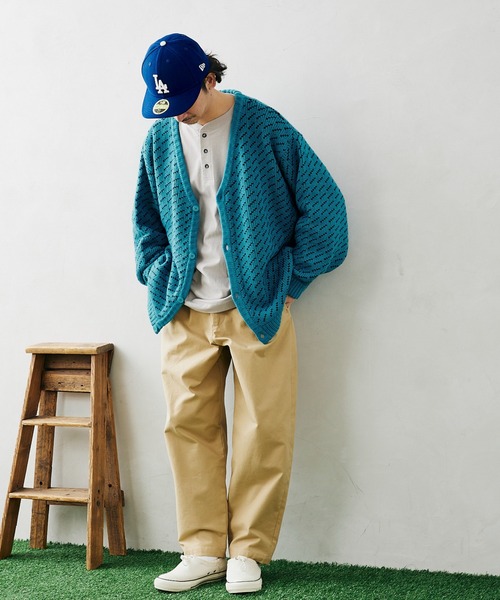 JOURNAL STANDARD relume（ジャーナルスタンダード　レリューム）の「オーバーサイズ バーズアイニット カーディガン（カーディガン/ボレロ・メンズ・ブラック/カーキ/ブルー/ナチュラル・MEDIUM/LARGE）」の10枚目の写真