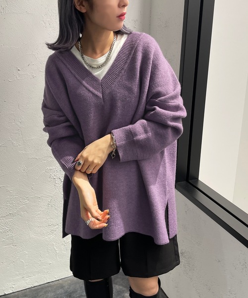 apres jour mignon(アプレジュールミニョン)の「深Vスリット入りニット【ZOZOTOWN限定アイテム】(ニット/セーター・レディース・グリーン/オレンジ/ブラック/パープル・フリー/X-LARGE)」の19枚目の写真