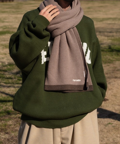 Perushu（ペルーシュ）の「配色切り替えマフラー（マフラー・メンズ・カーキ/オレンジ/グレイッシュベージュ・FREE）」の6枚目の写真