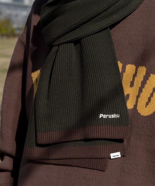 Perushu（ペルーシュ）の「配色切り替えマフラー（マフラー・メンズ・カーキ/オレンジ/グレイッシュベージュ・FREE）」の13枚目の写真