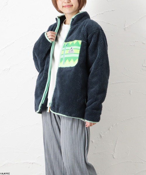 Mac-House（マックハウス）の「Penfield ペンフィールド×ゆるキャン△ ボアフリースジャケット（ブルゾン・レディース・ベージュ/ネイビー/ブラウン/グレー/オフホワイト・S/M/L/XL）」の6枚目の写真