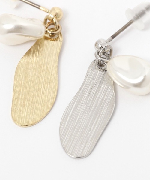 studio CLIP(スタディオクリップ)の「メタルプレートパールピアス(ピアス(両耳用)・レディース・その他1/その他2・FREE)」の3枚目の写真