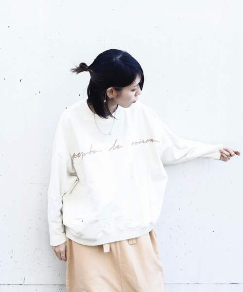 rovtski（ロフトスキー）の「SHARE ROOMS DORMAN SWEAT MAISON/シェアルーム ドルマン オーバーサイズ スウェット トレーナー（スウェット・メンズ・オフホワイト/モカ/ブルー系その他/キナリ・FREE）」の22枚目の写真