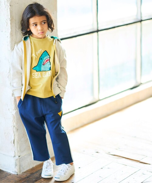 SHOO・LA・RUE（シューラルー）の「◆【90-130cm】裏毛恐竜ツノZIPパーカー（パーカー・キッズ・ライトグレー/ブラック・11/10/12/13/09）」の21枚目の写真