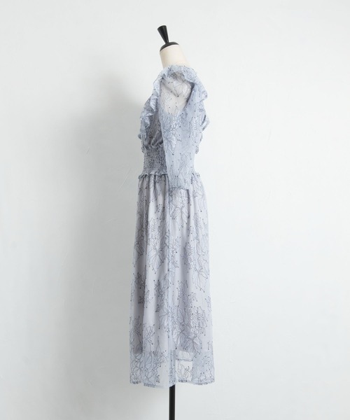 tocco closet(トッコ クローゼット)の「フリル付きウエストシャーリングチュールレースワンピース(ワンピース・レディース・サックスブルー/ブラック・M)」の17枚目の写真