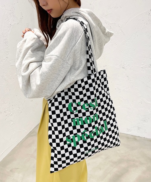 apres jour mignon(アプレジュールミニョン)の「ロゴトートバッグ【ZOZOTOWN限定アイテム】(トートバッグ・レディース・アイボリー/ブラック系その他/ピンク/ブラック・ONESIZE)」の3枚目の写真