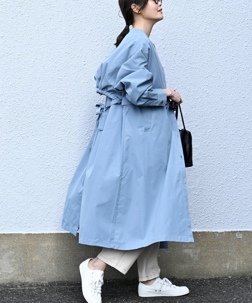 LUPILIEN（ルピリアン）の「【LUPILIEN】レイヤード風ノーカラートレンチコート（ノーカラージャケット・レディース・チャコールグレー/ベージュ/サックスブルー・FREE）」の18枚目の写真