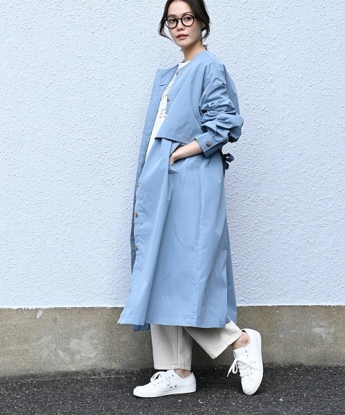 LUPILIEN（ルピリアン）の「【LUPILIEN】レイヤード風ノーカラートレンチコート（ノーカラージャケット・レディース・チャコールグレー/ベージュ/サックスブルー・FREE）」の20枚目の写真