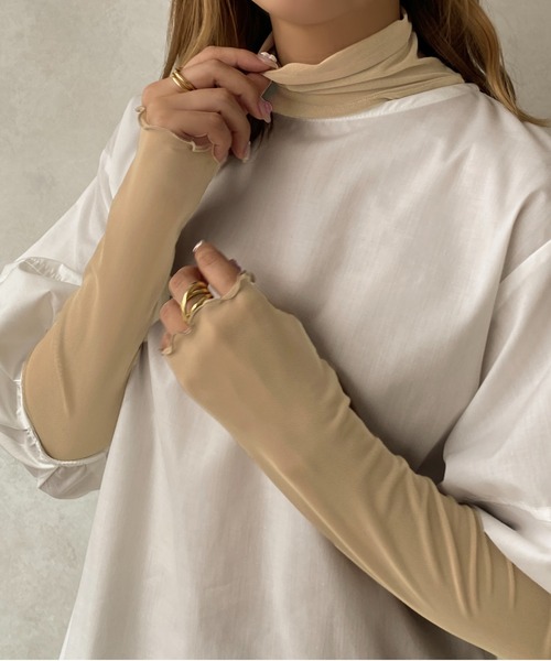 apres jour clair(アプレジュールクレア)の「【apres jour clair】ハイネックシアーインナー【ZOZOTOWN限定アイテム】(Tシャツ/カットソー・レディース・イエロー/オレンジ/アイボリー/ベージュ・フリー/X-LARGE)」の3枚目の写真