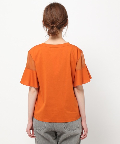 mysty woman(ミスティウーマン)の「シアショルダープルオーバー 277907(Tシャツ/カットソー・レディース・ブラック/オフホワイト/オレンジ/ライトブルー・FREE)」の5枚目の写真