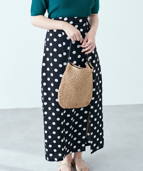 natural couture（ナチュラルクチュール）の「ベルトハンドル手編みミニバッグ（ショルダーバッグ・レディース・ブラック/アイボリー・FREE）」の10枚目の写真