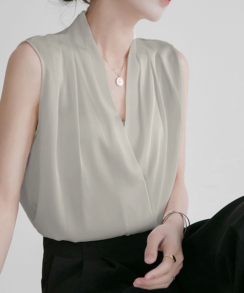 Jewelobe（ジュエローブ）の「ショルダータックノースリーブブラウス（シャツ/ブラウス・レディース・ホワイト/ネイビー/グレー・FREE）」の18枚目の写真