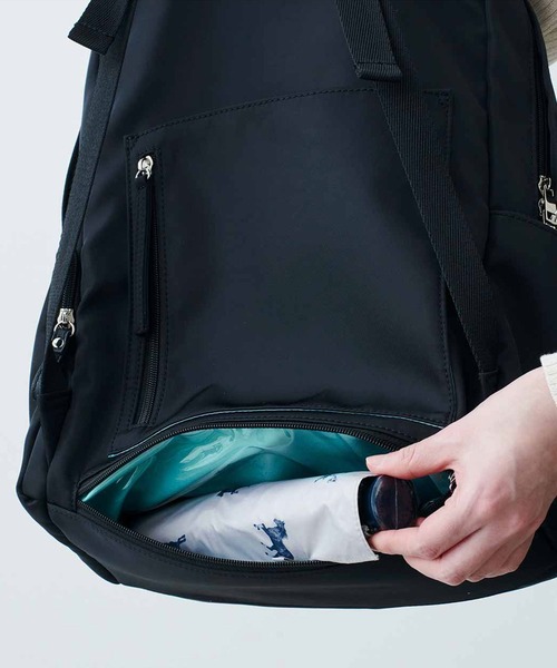 IEDIT（イディット）の「ＩＥＤＩＴ　ワガママ企画　みんなの声を詰め込んだ　工夫たっぷり　大人きれいめ通勤リュック〈ブラック〉（バックパック/リュック・レディース・ブラック・ONE SIZE）」の11枚目の写真