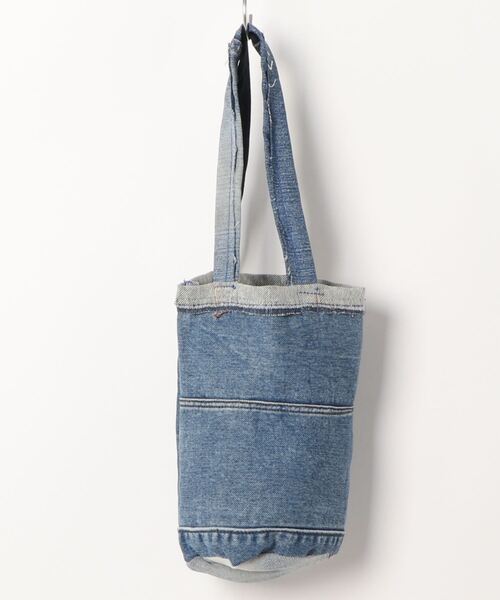 B.I.D.（ビーアイディー）の「《DENIM》BOTTEL BAG（トートバッグ・レディース・インディゴブルー・FREE）」の2枚目の写真