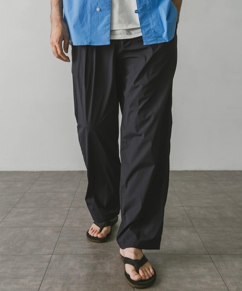 URBAN RESEARCH DOORS（アーバンリサーチドアーズ）の「ナイロンストレッチパンツ（その他パンツ・メンズ・オリーブ/ネイビー/ブラック・MEDIUM/LARGE）」の5枚目の写真