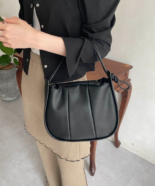 CAPRICIEUX LE'MAGE（カプリシューレマージュ）の「CHOEバッグ（ショルダーバッグ・レディース・ホワイト/ブラック・FREE）」の9枚目の写真