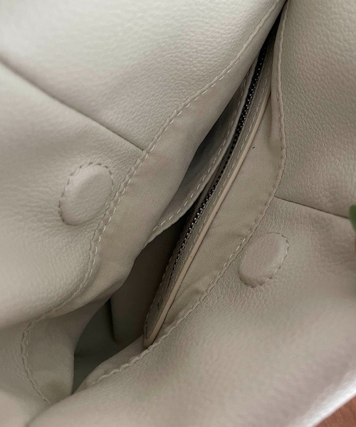 CAPRICIEUX LE'MAGE（カプリシューレマージュ）の「CHOEバッグ（ショルダーバッグ・レディース・ホワイト/ブラック・FREE）」の11枚目の写真