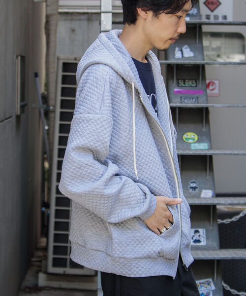 GLOSTER（グロスター）の「【GLOSTER/グロスター】キルティングパーカー フーディー ZIPパーカー（パーカー・メンズ・ブラック/グレー/ネイビー・S/M/L）」の18枚目の写真