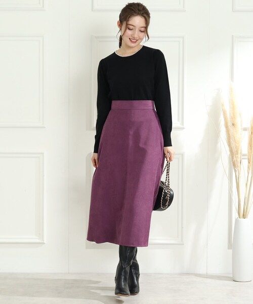 couture brooch(クチュールブローチ)の「◆【新色追加!9色展開/1枚でスタイルが決まる、キレイめニット】フェイクパールネックニット(ニット/セーター・レディース・ベビーピンク/ライトパープル/ブラック/アイボリー/オフホワイト/ネイビー/サックスブルー/ピンク系その他/ライトグリーン・42/34/38)」の19枚目の写真