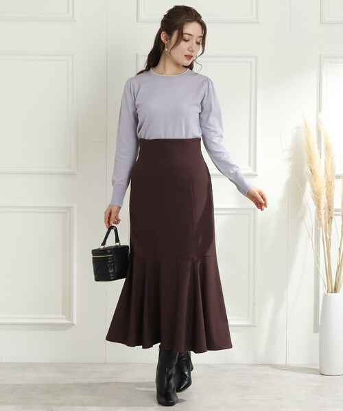 couture brooch(クチュールブローチ)の「◆【新色追加!9色展開/1枚でスタイルが決まる、キレイめニット】フェイクパールネックニット(ニット/セーター・レディース・ベビーピンク/ライトパープル/ブラック/アイボリー/オフホワイト/ネイビー/サックスブルー/ピンク系その他/ライトグリーン・42/34/38)」の16枚目の写真