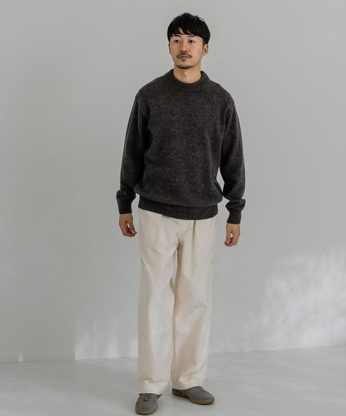 URBAN RESEARCH（アーバンリサーチ）の「5Gミックスメランジクルーネックニット（ニット/セーター・メンズ・ブラウン系その他/グリーン系その他/レッド系その他・LARGE/SMALL/MEDIUM）」の16枚目の写真