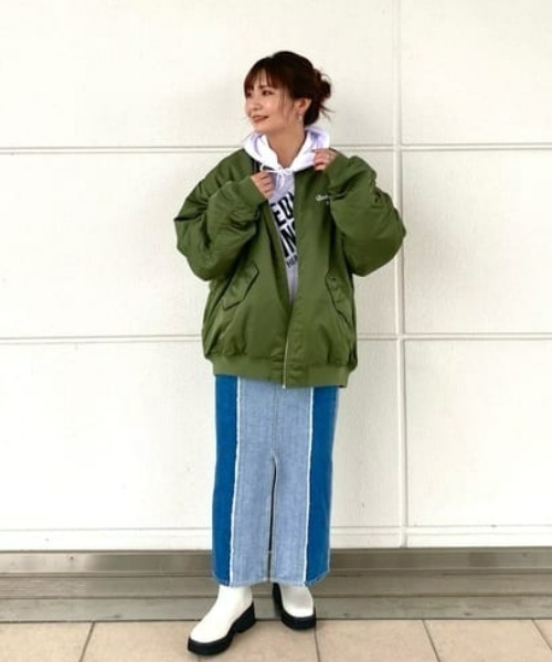 RODEO CROWNS WIDE BOWL（ロデオクラウンズワイドボウル）の「DENIM リメイクライクスカート（デニムスカート・レディース・ブルー・MEDIUM/X-SMALL/SMALL）」の16枚目の写真