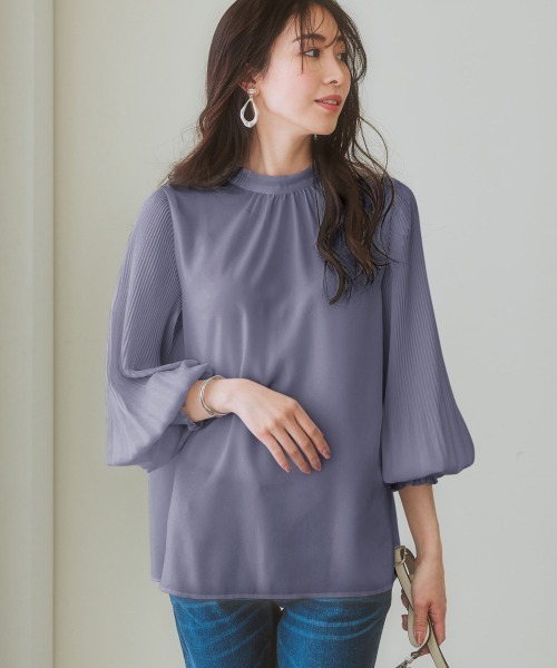 7days Life Styling（セブンデイズライフスタイリング）の「袖プリーツスタンドカラーブラウス（シャツ/ブラウス・レディース・オフホワイト/ブラック/ピンクベージュ/ブルーグレー・L/LL/S/M）」の3枚目の写真