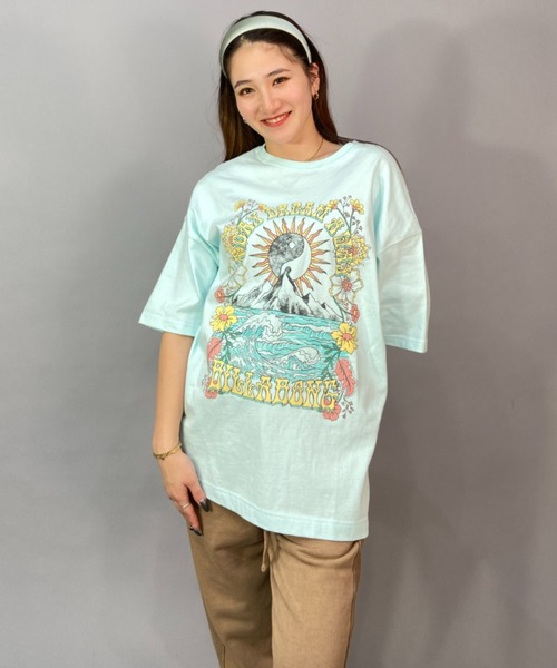 BILLABONG（ビラボン）の「BILLABONG/ビラボン  ビッグシルエット/オーバーサイズ/グラフィックTシャツ   BD013-207（Tシャツ/カットソー・レディース・ブラック×ピンク/ホワイト×ブルー/ブルー・L/M）」の7枚目の写真