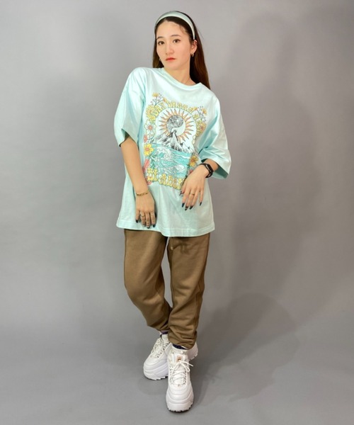 BILLABONG（ビラボン）の「BILLABONG/ビラボン  ビッグシルエット/オーバーサイズ/グラフィックTシャツ   BD013-207（Tシャツ/カットソー・レディース・ブラック×ピンク/ホワイト×ブルー/ブルー・L/M）」の4枚目の写真