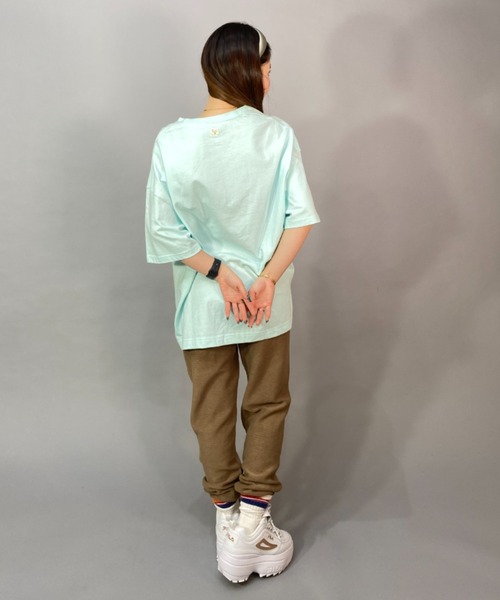 BILLABONG（ビラボン）の「BILLABONG/ビラボン  ビッグシルエット/オーバーサイズ/グラフィックTシャツ   BD013-207（Tシャツ/カットソー・レディース・ブラック×ピンク/ホワイト×ブルー/ブルー・L/M）」の5枚目の写真