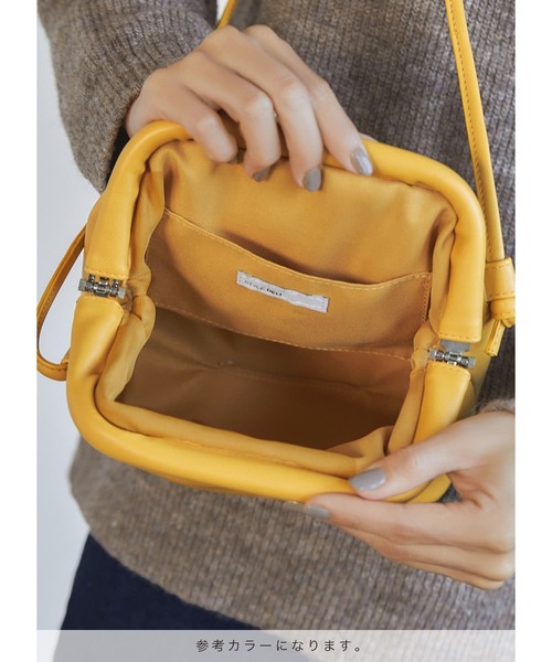 STYLE DELI（スタイルデリ）の「がまぐちフォルムショルダーバッグB（ショルダーバッグ・レディース・アイボリー/ブラック/ピンク/オレンジ/シルバー・FREE）」の10枚目の写真