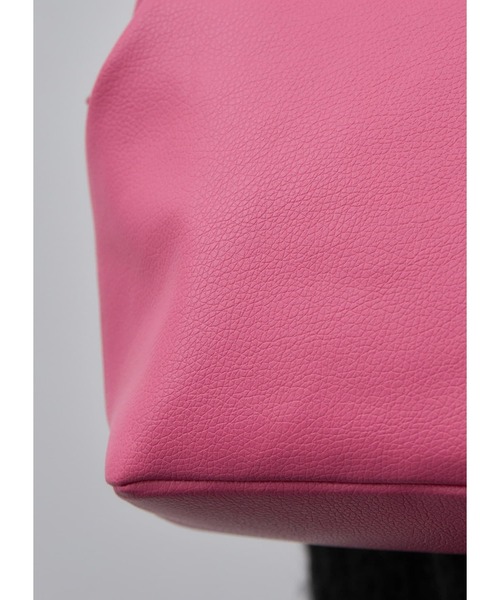 STYLE DELI（スタイルデリ）の「がまぐちフォルムショルダーバッグB（ショルダーバッグ・レディース・アイボリー/ブラック/ピンク/オレンジ/シルバー・FREE）」の11枚目の写真