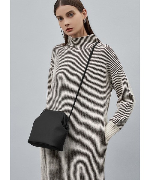 STYLE DELI（スタイルデリ）の「がまぐちフォルムショルダーバッグB（ショルダーバッグ・レディース・アイボリー/ブラック/ピンク/オレンジ/シルバー・FREE）」の12枚目の写真