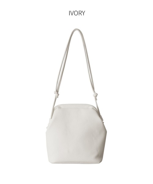 STYLE DELI（スタイルデリ）の「がまぐちフォルムショルダーバッグB（ショルダーバッグ・レディース・アイボリー/ブラック/ピンク/オレンジ/シルバー・FREE）」の20枚目の写真