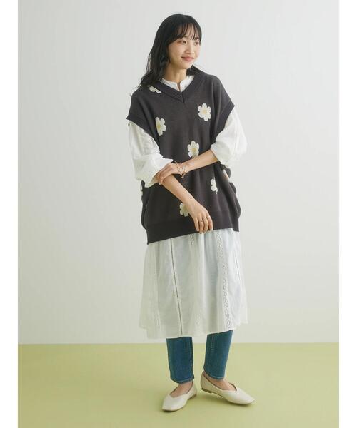CRAFT STANDARD BOUTIQUE（クラフトスタンダードブティック）の「花柄ニットベスト（ベスト・レディース・サックスブルー/チャコールグレー・FREE）」の9枚目の写真