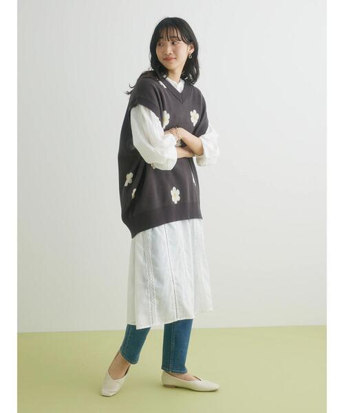 CRAFT STANDARD BOUTIQUE（クラフトスタンダードブティック）の「花柄ニットベスト（ベスト・レディース・サックスブルー/チャコールグレー・FREE）」の11枚目の写真