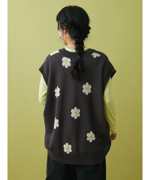 CRAFT STANDARD BOUTIQUE（クラフトスタンダードブティック）の「花柄ニットベスト（ベスト・レディース・サックスブルー/チャコールグレー・FREE）」の15枚目の写真