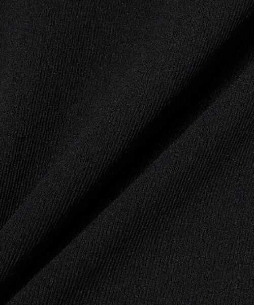 SHIPS(シップス)の「〈手洗い可能〉ドライタッチ テレコ ボートネック プルオーバー(Tシャツ/カットソー・レディース・グリーン/ダークグレー/ネイビー/オフホワイト/ブラック/ダークブラウン/ピンク・ONE SIZE)」の8枚目の写真
