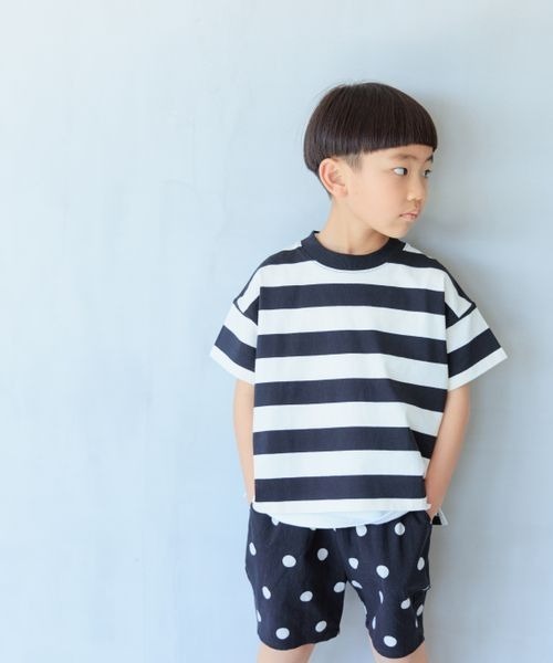 LOWRYS FARM(ローリーズファーム)の「USAフトボーダーTシャツ 180609(Tシャツ/カットソー・キッズ・ブルー/ブラック/ブラウン/レッド・110cm/120cm/130cm/140cm/150cm)」の2枚目の写真