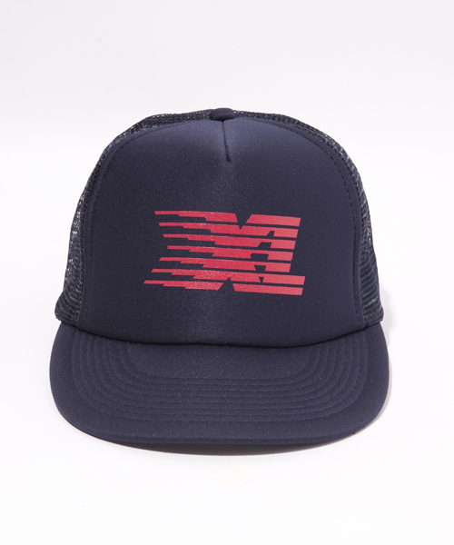 XLARGE（エクストララージ）の「XL TRANSFER MESH TRUCKER CAP（キャップ・メンズ・ホワイト/ブラック/グリーン/ネイビー・ONE SIZE）」の4枚目の写真